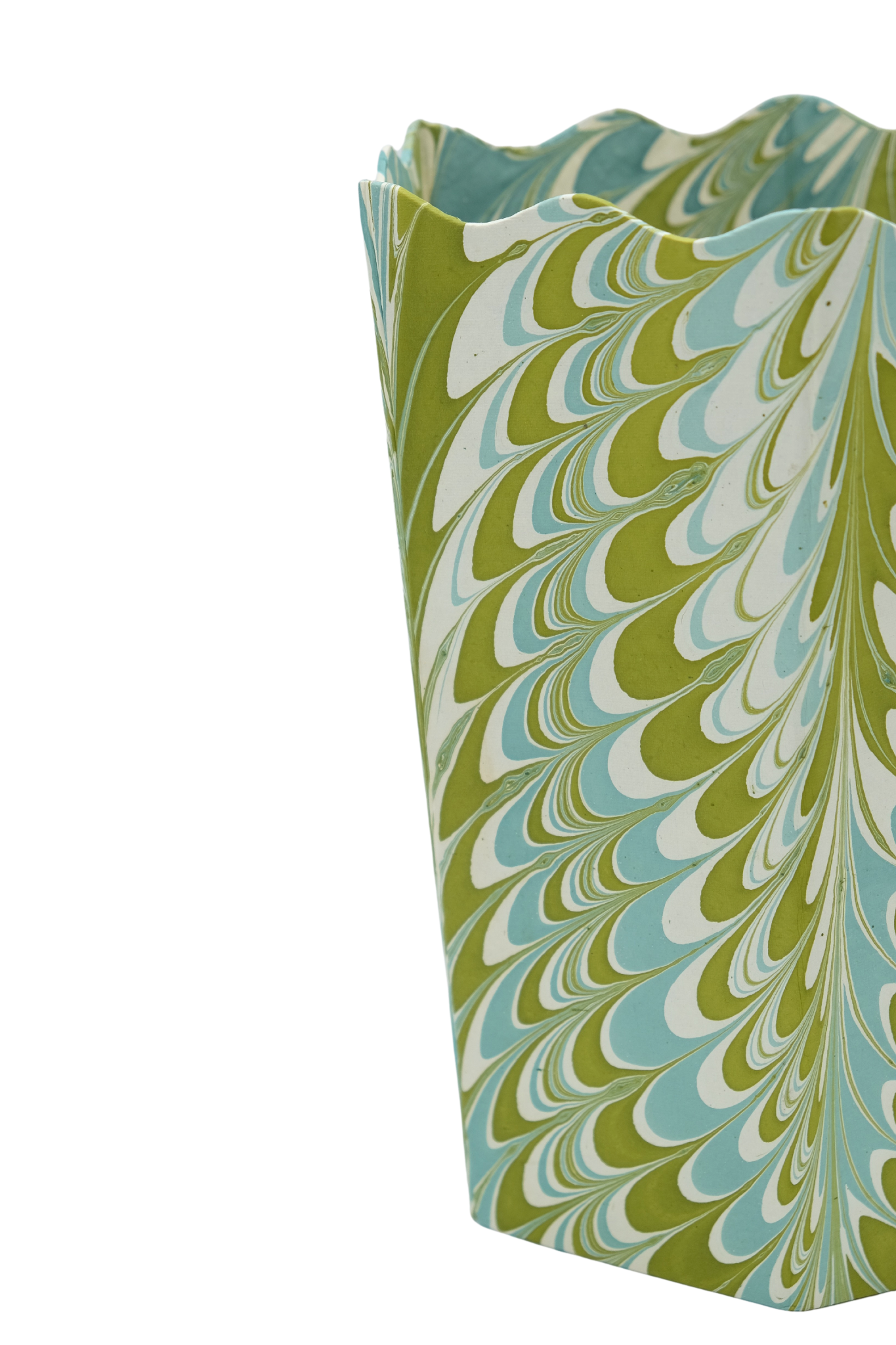 Hand-Marbled Scallop Waste Bin in Robin Blue