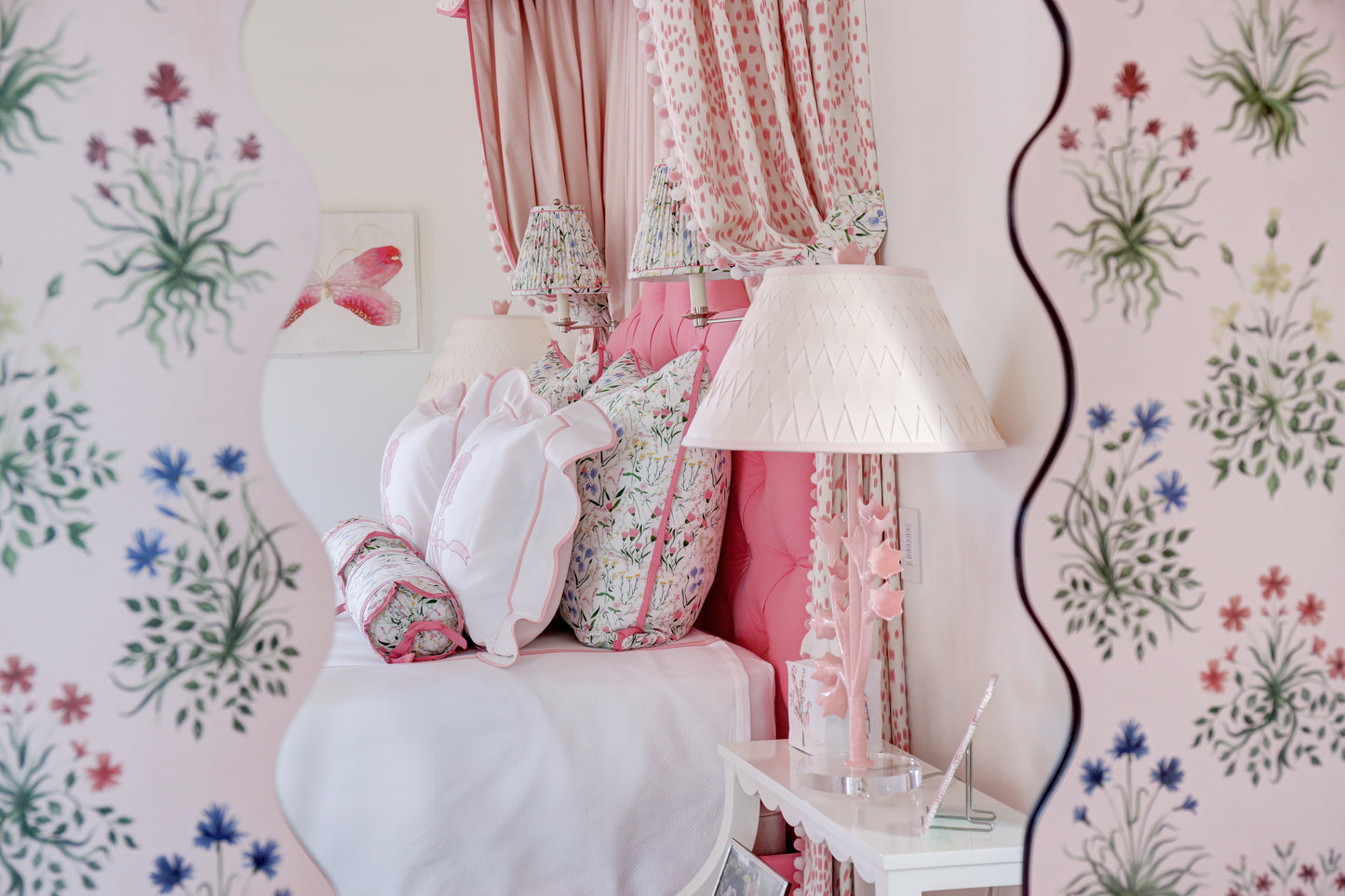 Devon II Scallop Trim Sham