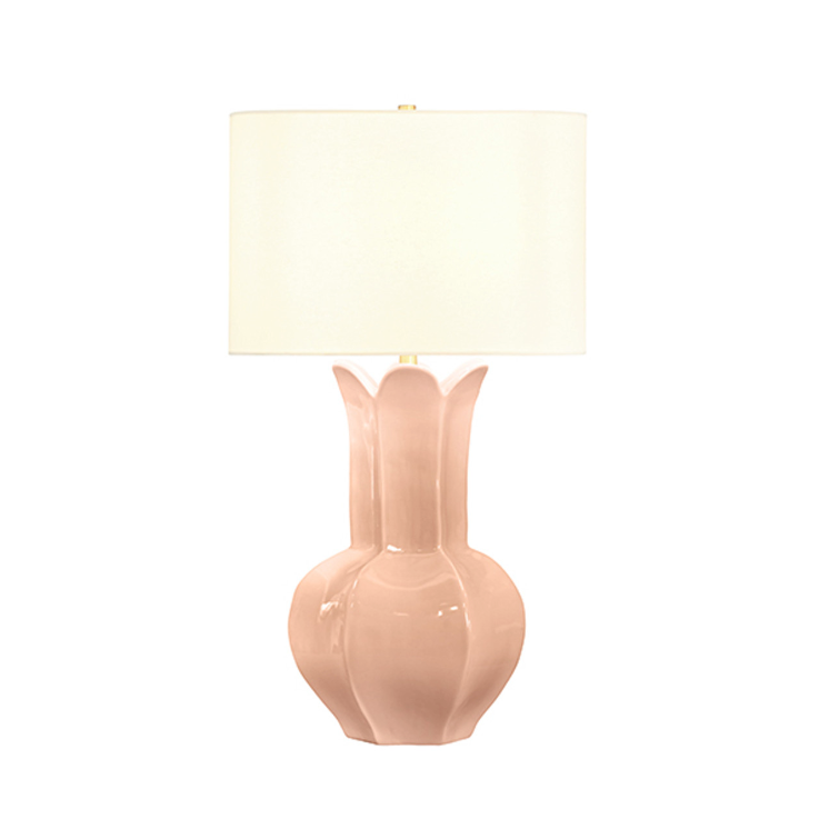 Lyla Lamp in Pink