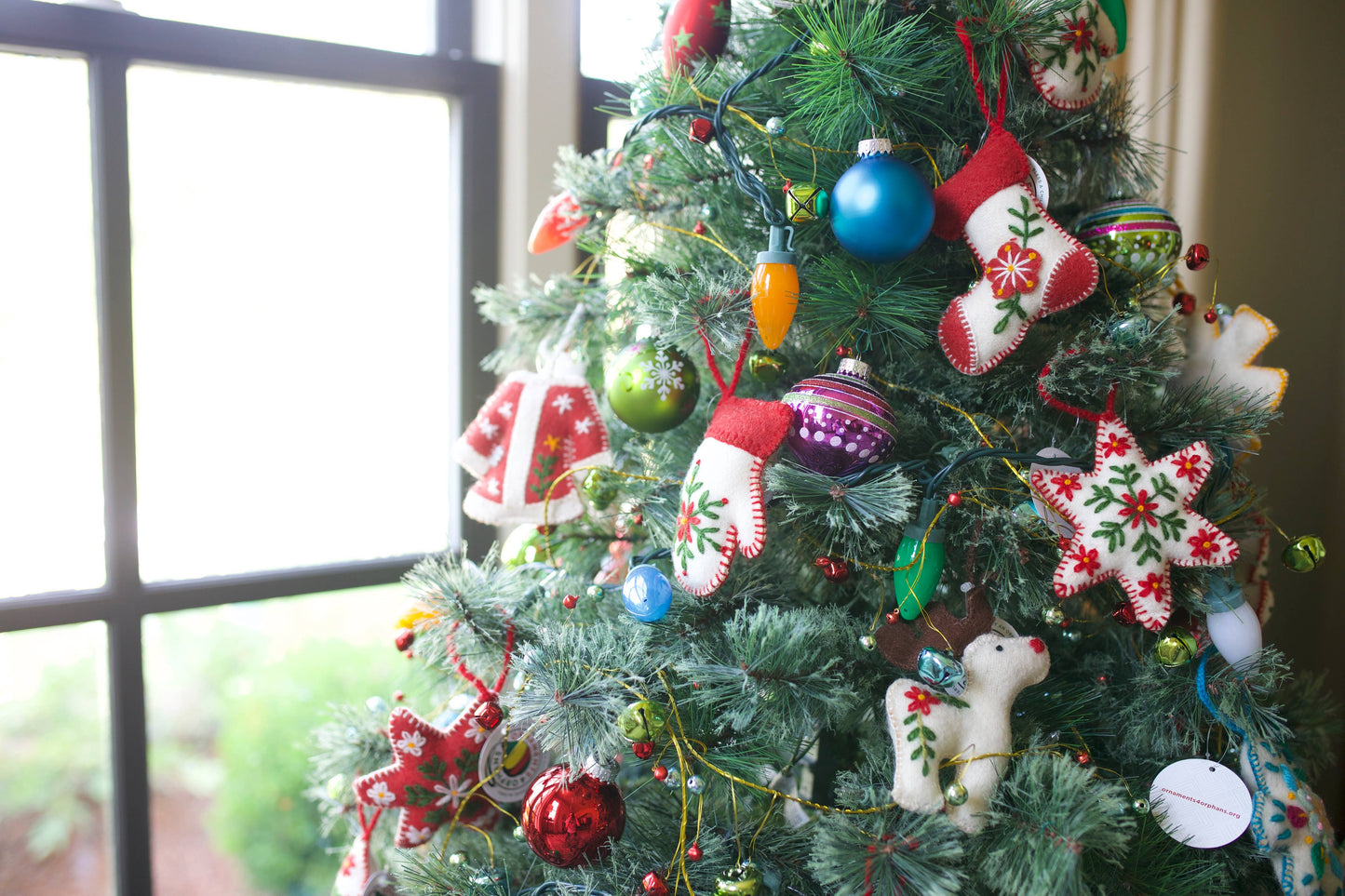 Star Embroidered Wool Ornament