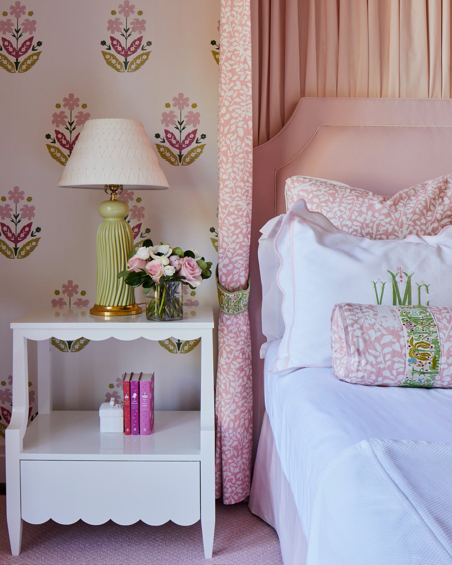 Scallop Nightstand