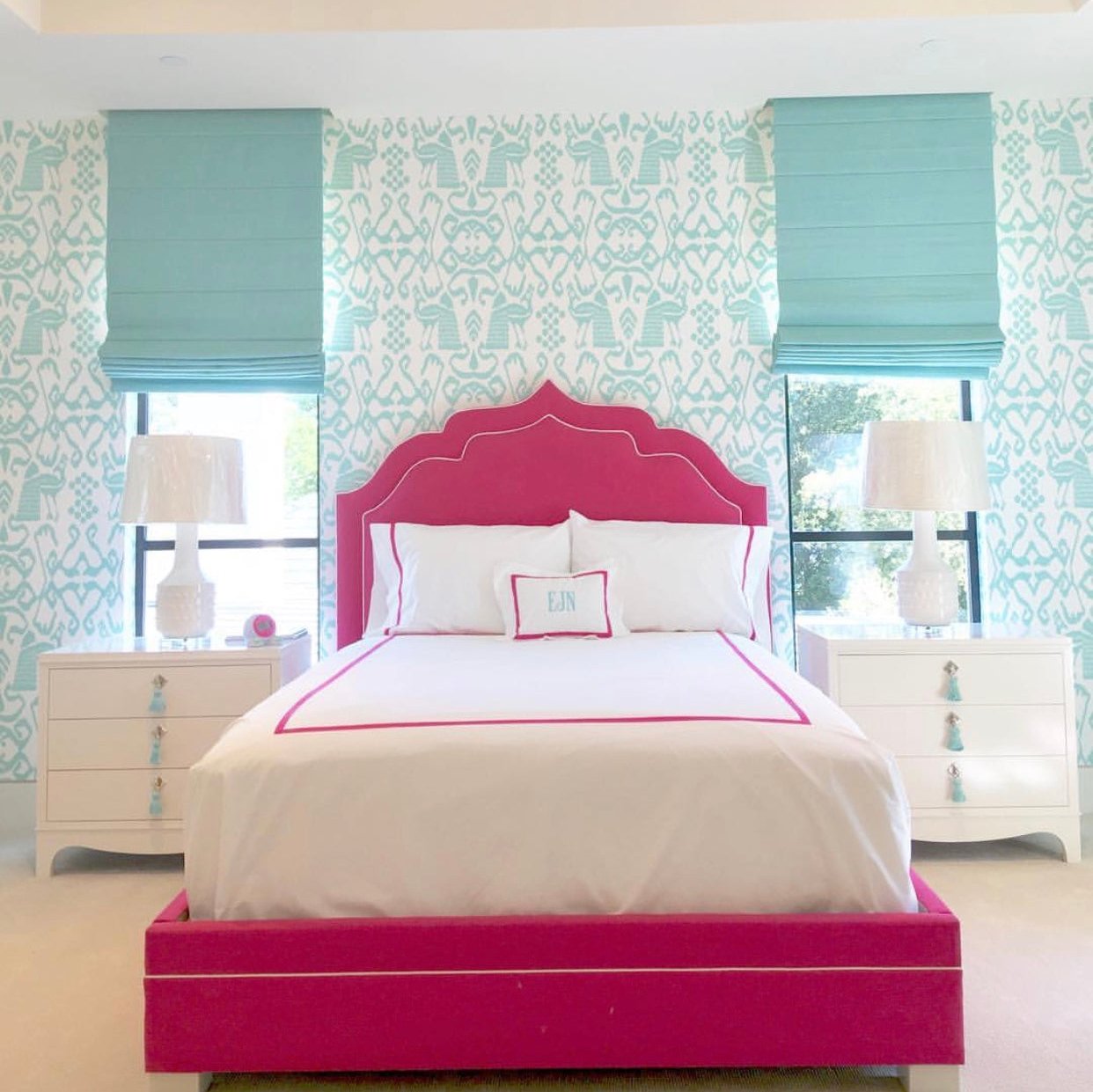 Nola Platform Bed