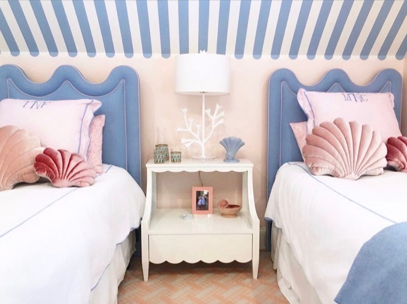 Cali Platform Bed