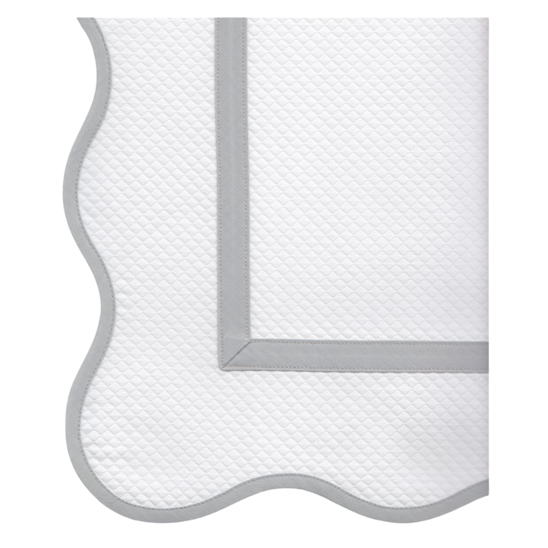 Devon II Scallop Trim Sham