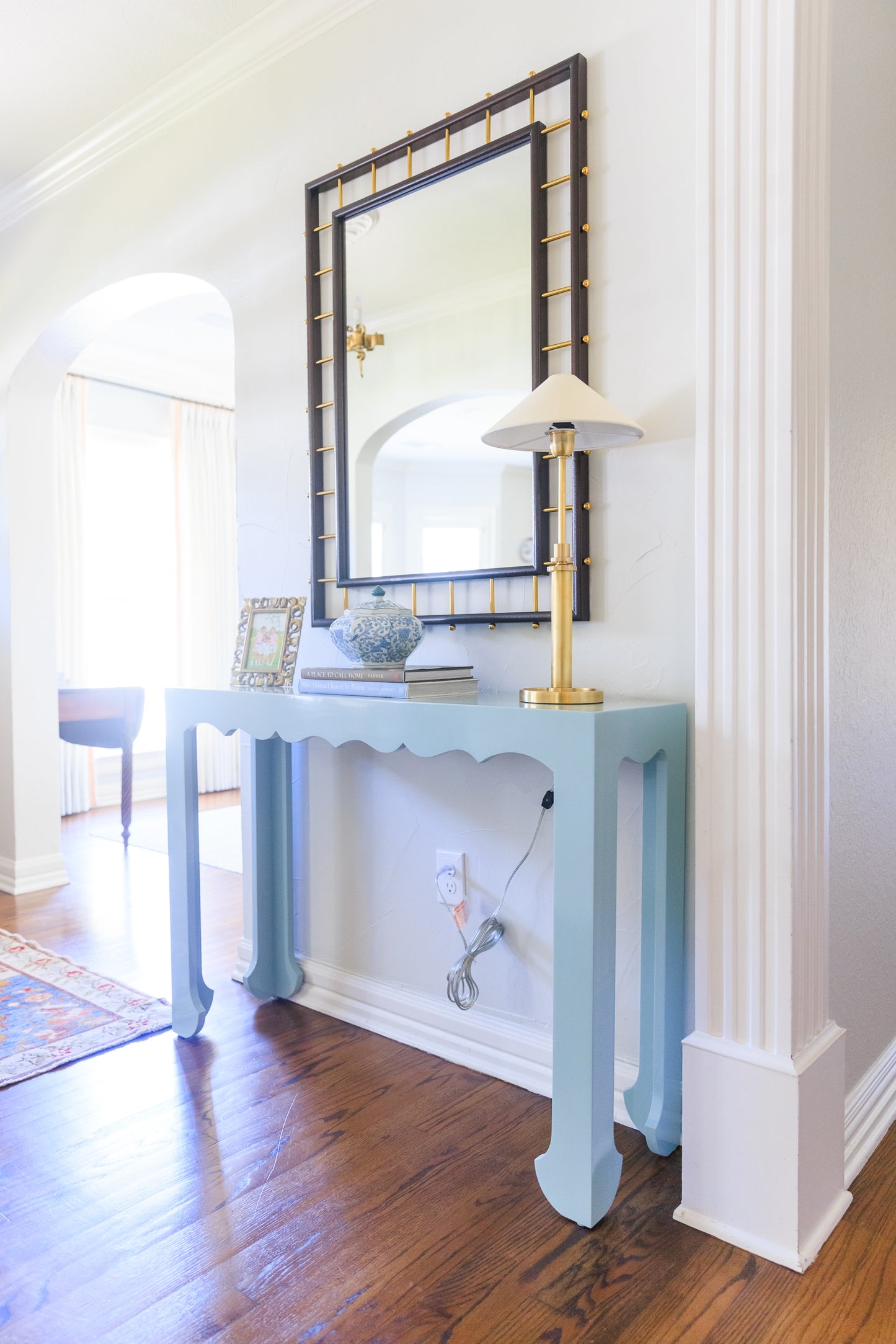 Scallop Console Table