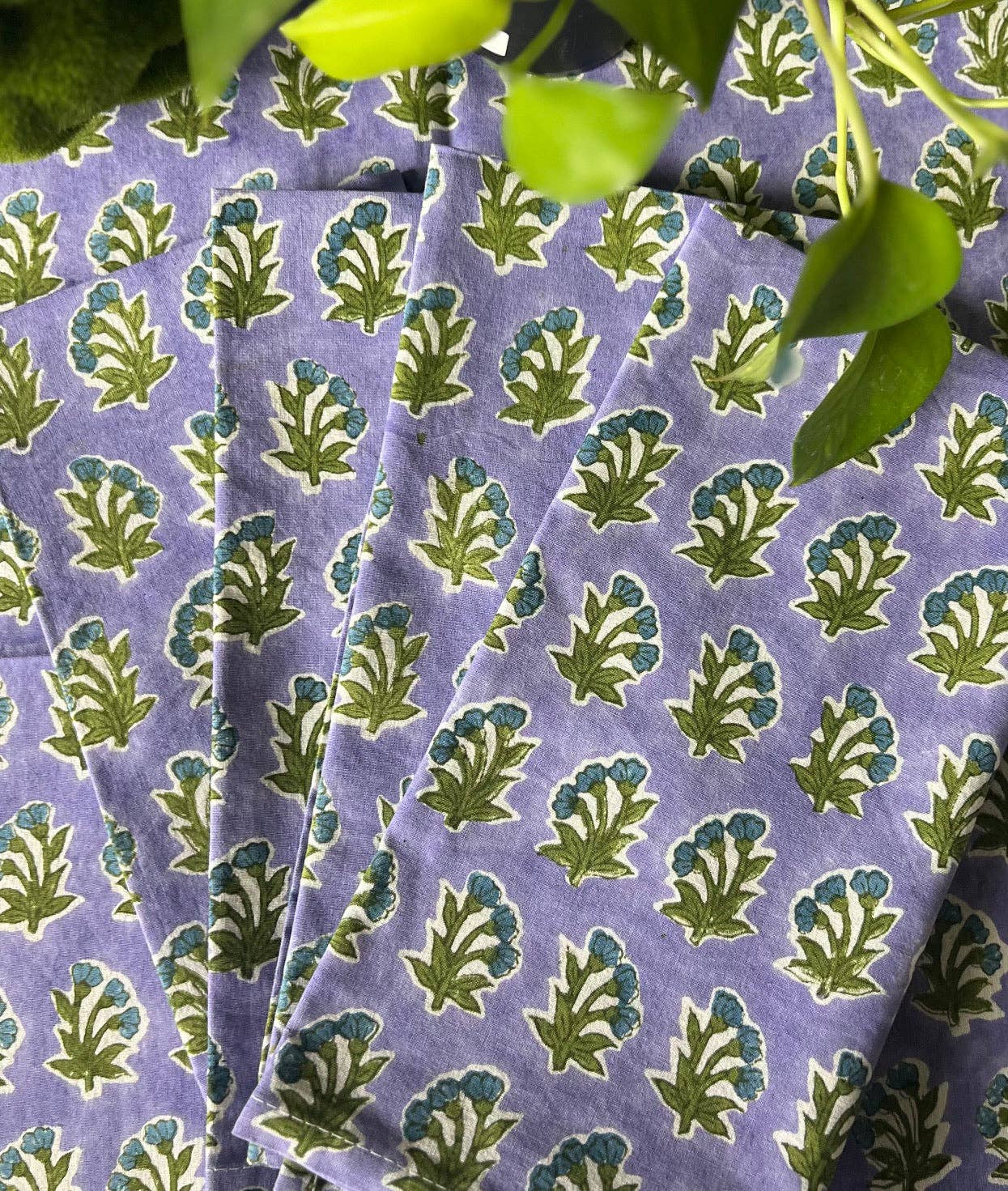 Triple Flower Square Tablecloth