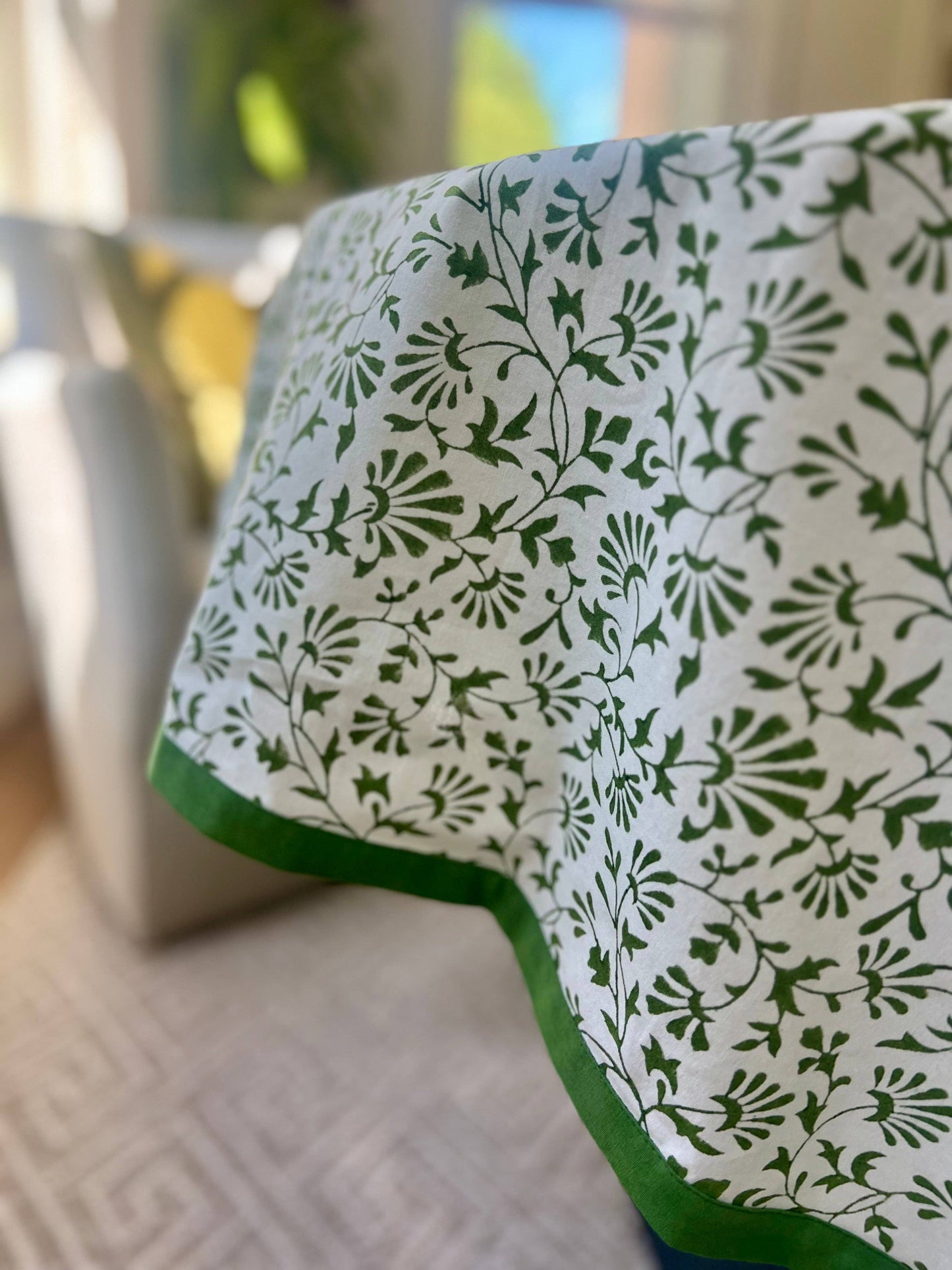 Trailing Florets Square Tablecloth in Green