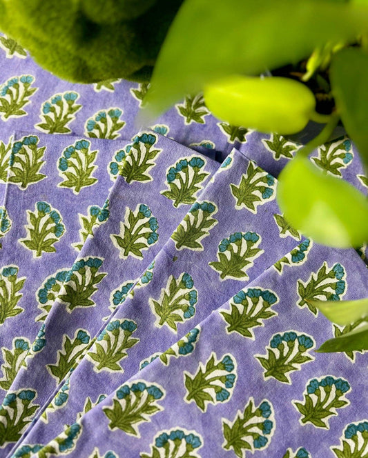Triple Flower Square Tablecloth